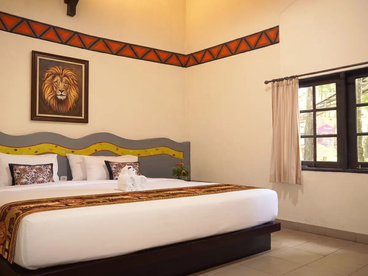 Royal Safari Garden - Lion Bungalow