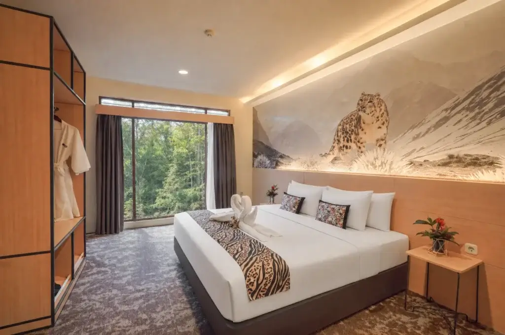 Leopard Room