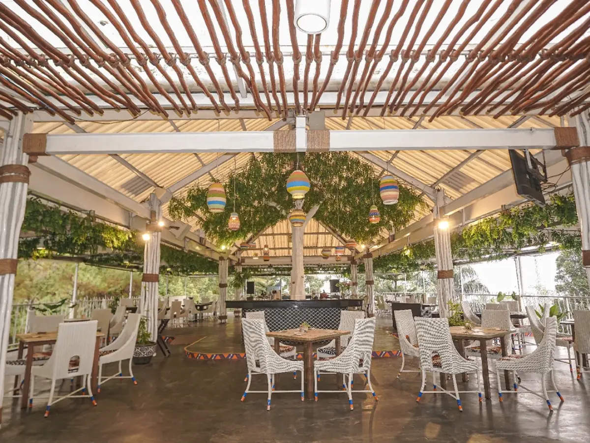 Royal Safari Garden - Sky Garden Restaurant