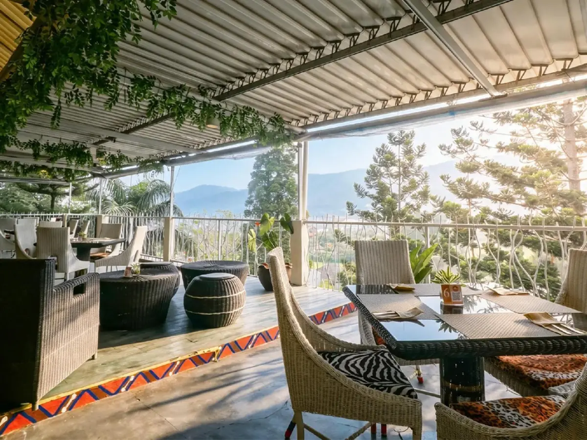 Royal Safari Garden - Sky Garden Restaurant