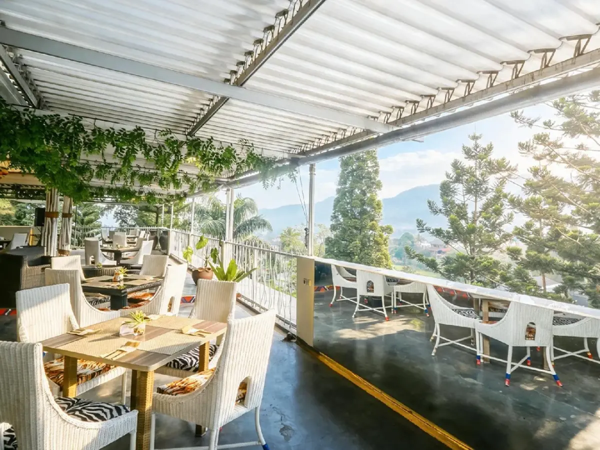 Royal Safari Garden - Sky Garden Restaurant